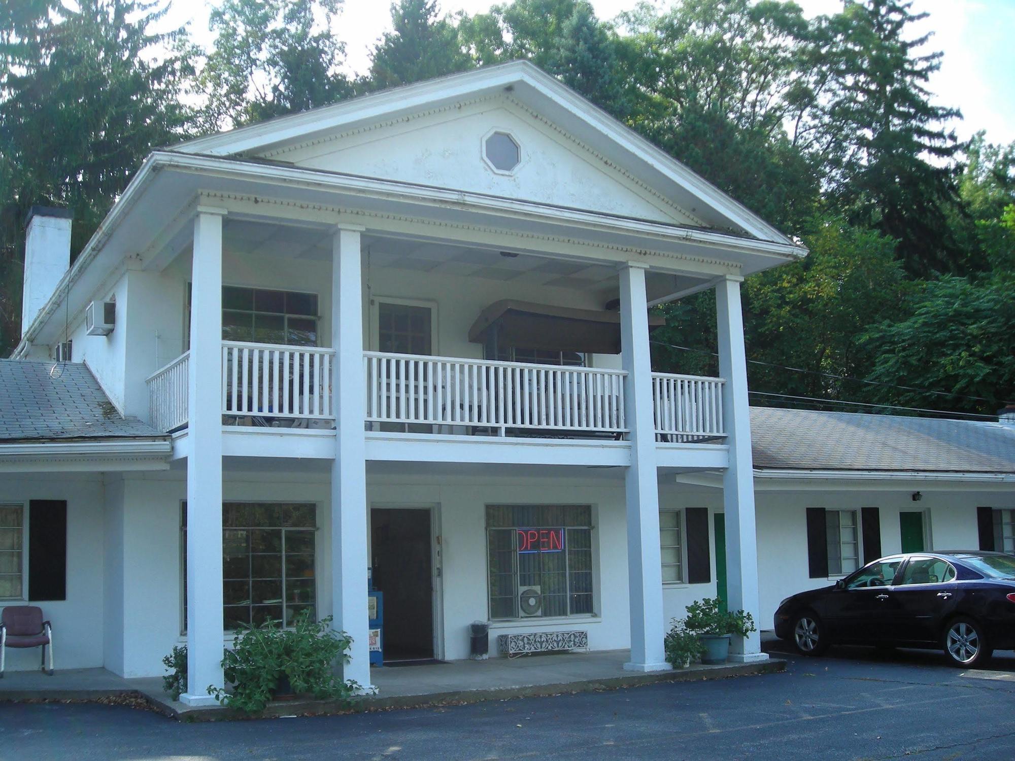 Holiday Motel Andover Exterior photo